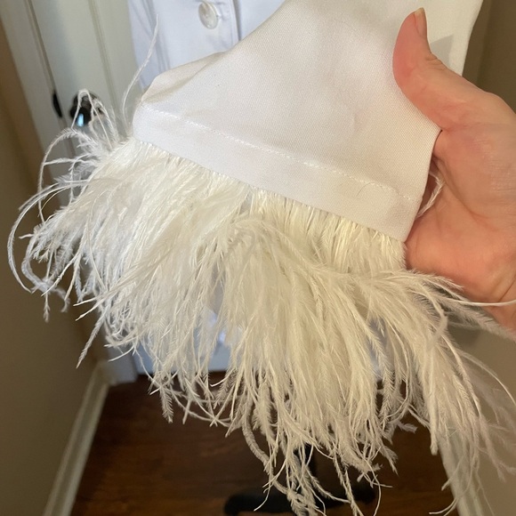 Sleeper Luxury Pajama Top Women’s Size S White Ostrich Feather-Trim Sleepwear - Picture 9 of 10